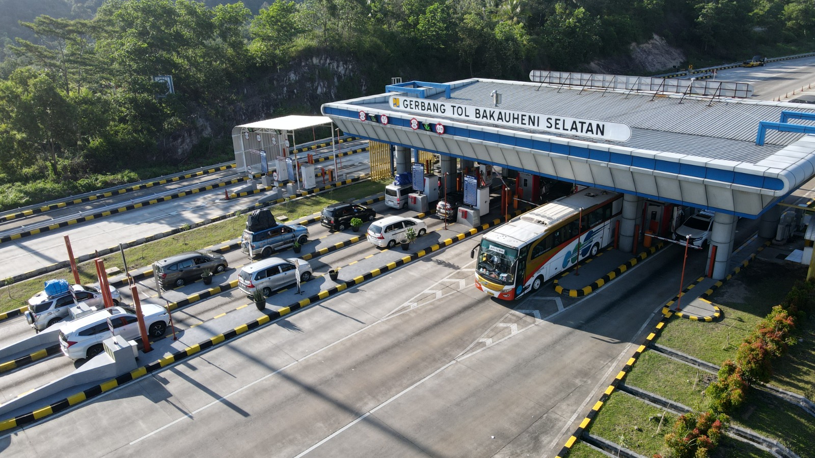 Libur Telah Tiba, Tol Bakter Siaga Hadapi Lonjakan Kendaraan