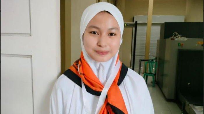 Berparas Cantik Jelita, Sania Wahyu Ningsih Jadi Jemaah Calon Haji Termuda di Indonesia Tahun Ini