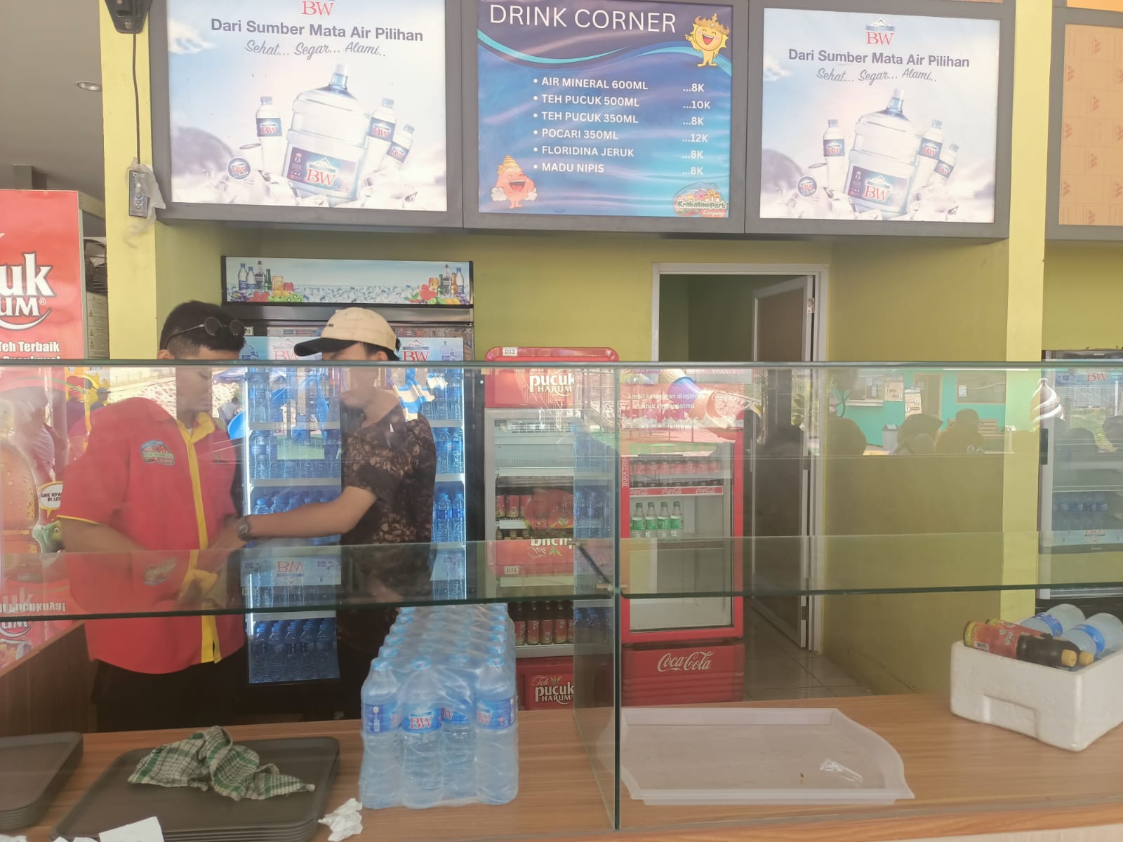 Tempat Wisata Krakatau Park Lampung Hanya Menjual Satu Merk Minuman Kemasan Air Mineral