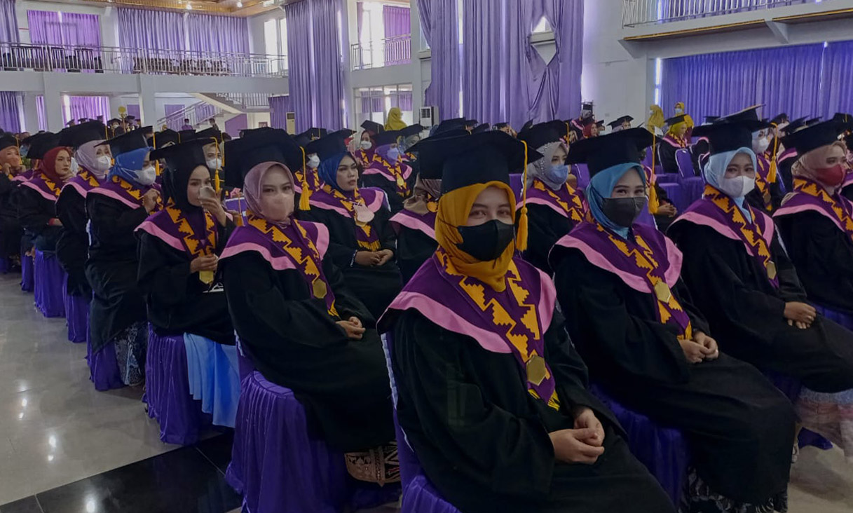 Hari Kedua Wisuda Keempat Tahap1 Unversitas Aisyah Pringsewu Diikuti 176 Mahasiswa 