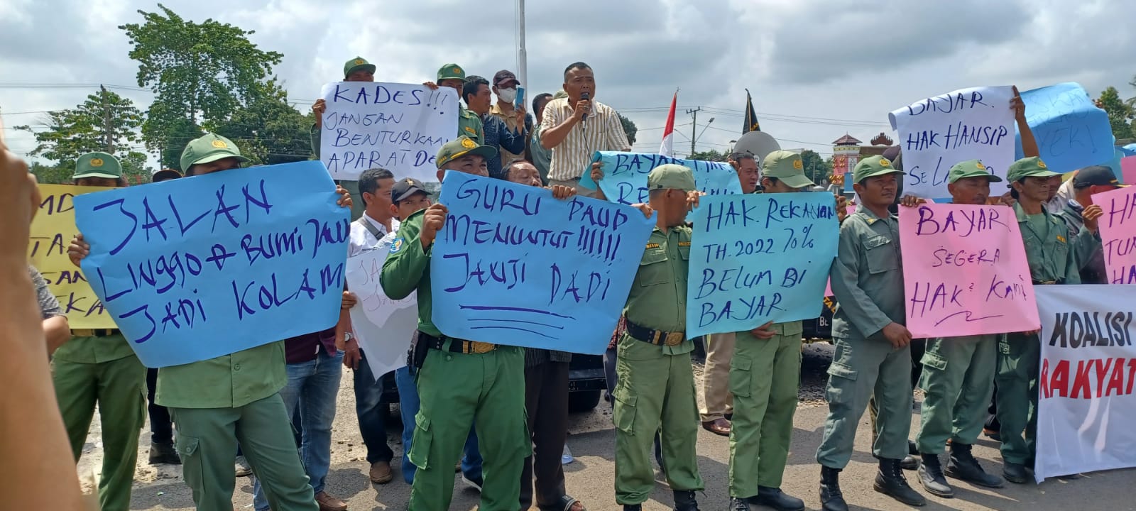 KT Dadi Gelar Demo, Tuntut Agar Insentif APD dan Dana Proyek di Lampung Timur Dibayar