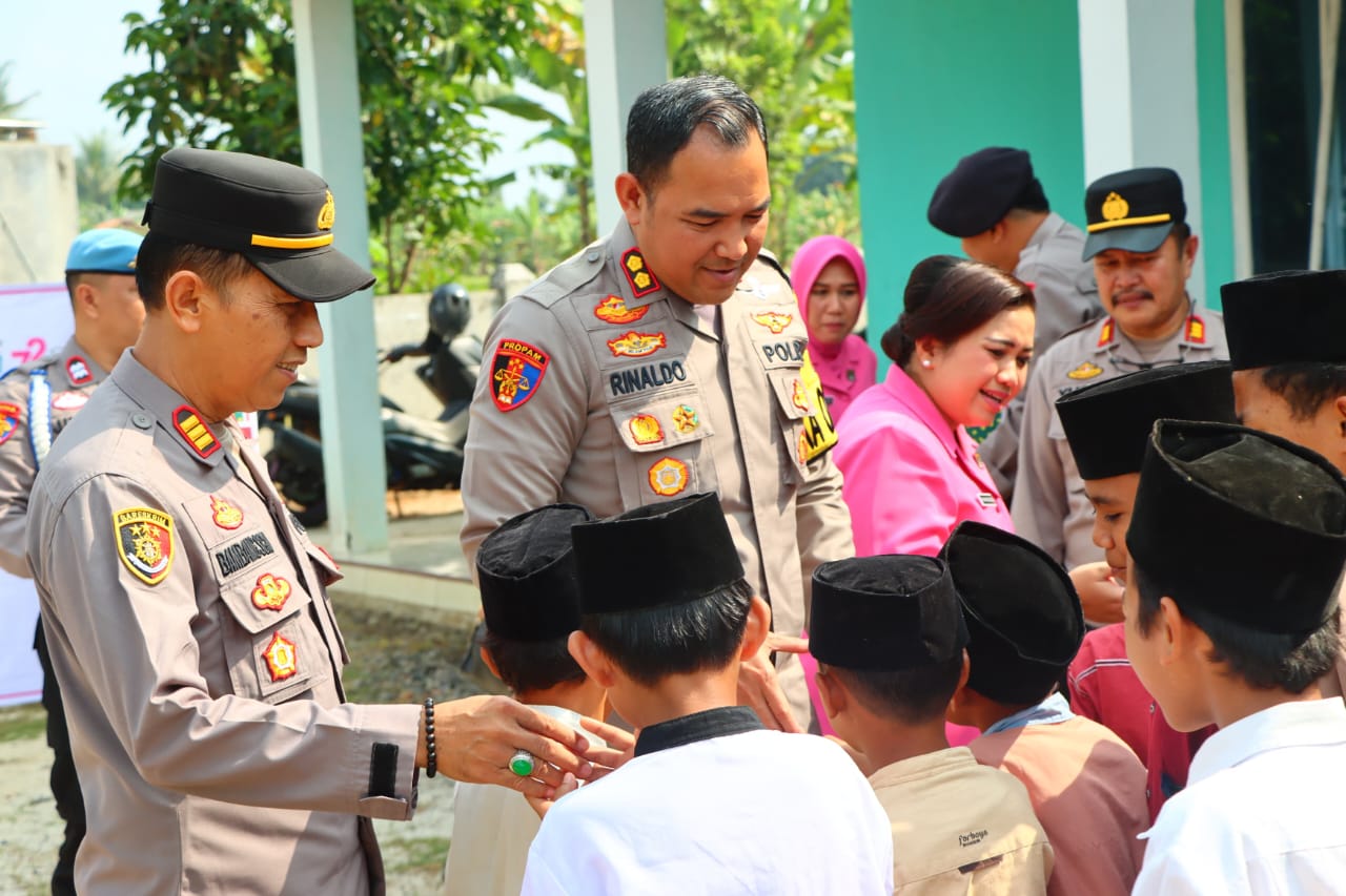 Sambut Hari Bhayangkara ke 78 Tahun 2024, Polres Tanggamus Lampung Berikan Bantuan Sosial