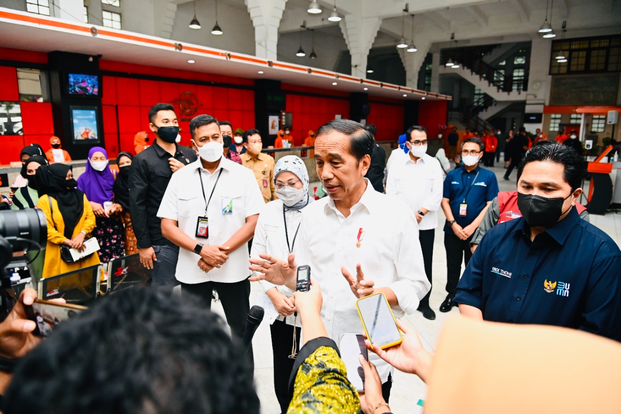 Panggil Pejabat Polri Tanpa Ajudan, Begini Penjelasan Jokowi ke Awak Media