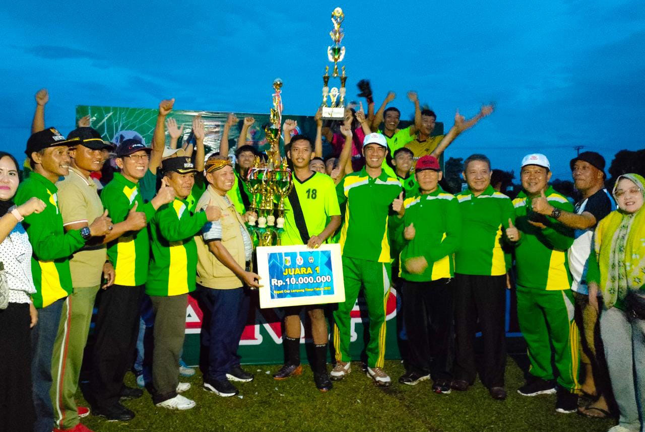 Menang Adu Pinalti, Tim Kecamatan Jabung Juara Pertama Kompetisi Sepak Bola Bupati Lampung Timur Cup  