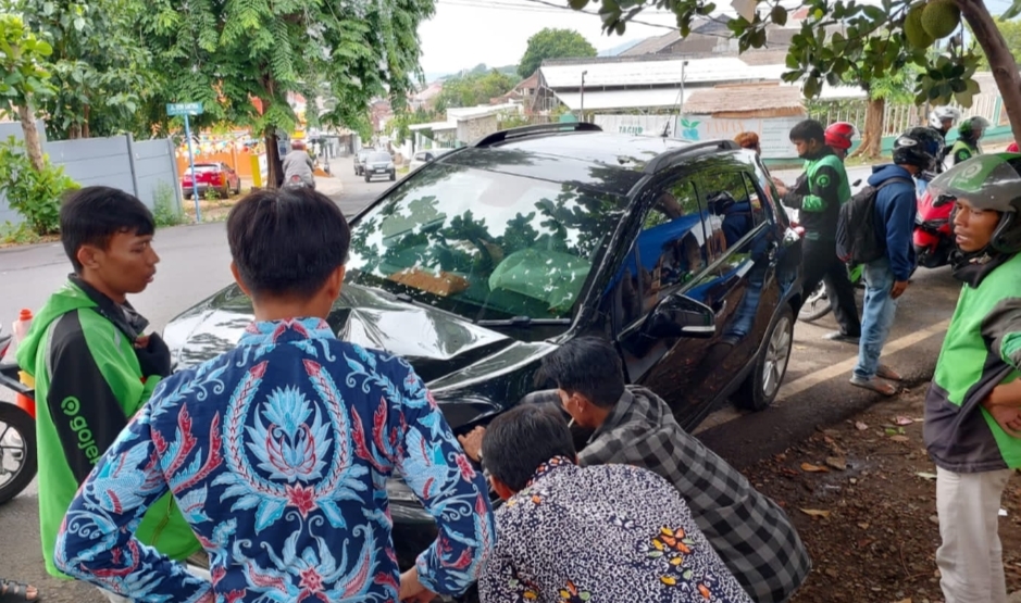 Dalam 3 Hari Terjadi 2 Tragedi Mobil di Bandar Lampung, Kali Ini Mobil LTZ Tabrak Motor Ojol hingga Pohon