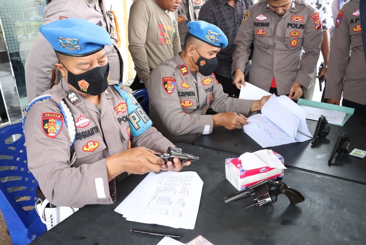 Senpi 128 Personel Polres Tulang Bawang Diperiksa Propam, Ada Apakah?