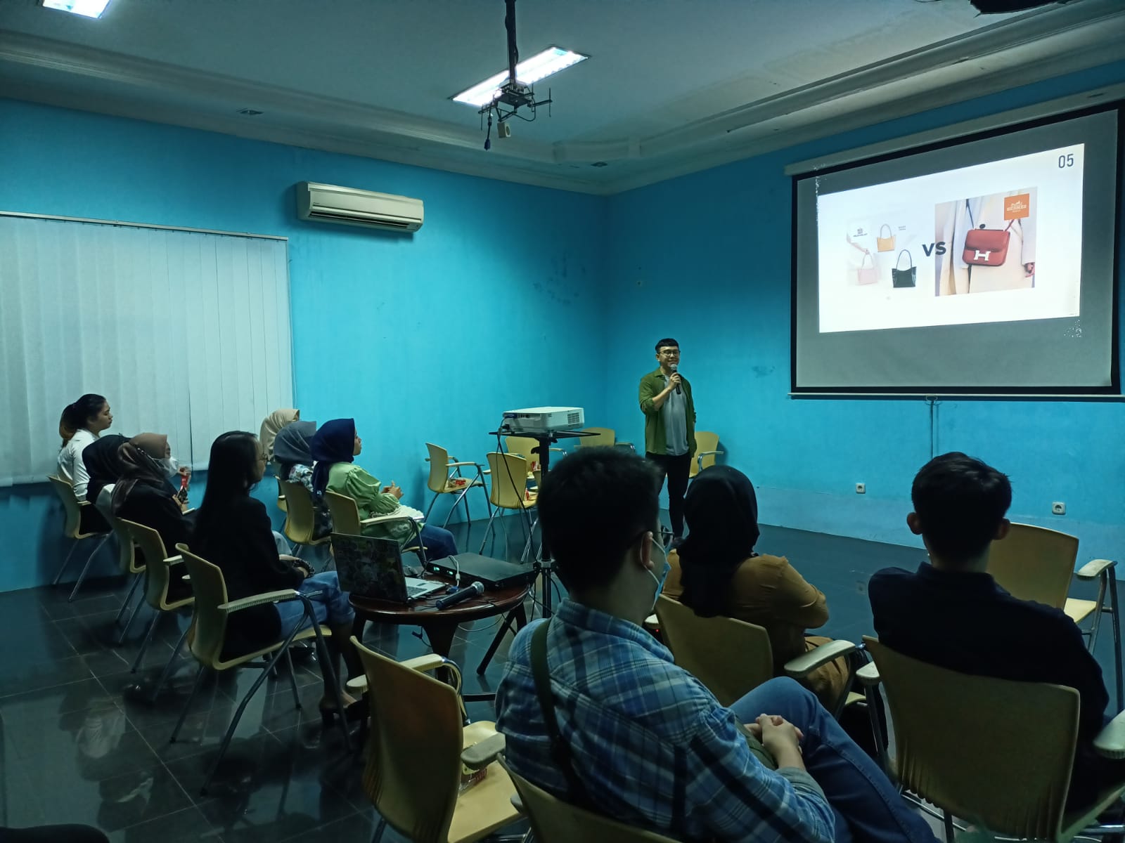 Designer Jessen Budi Aryanto Berikan Edukasi Pentingnya Pemahaman Branding Bagi UMKM