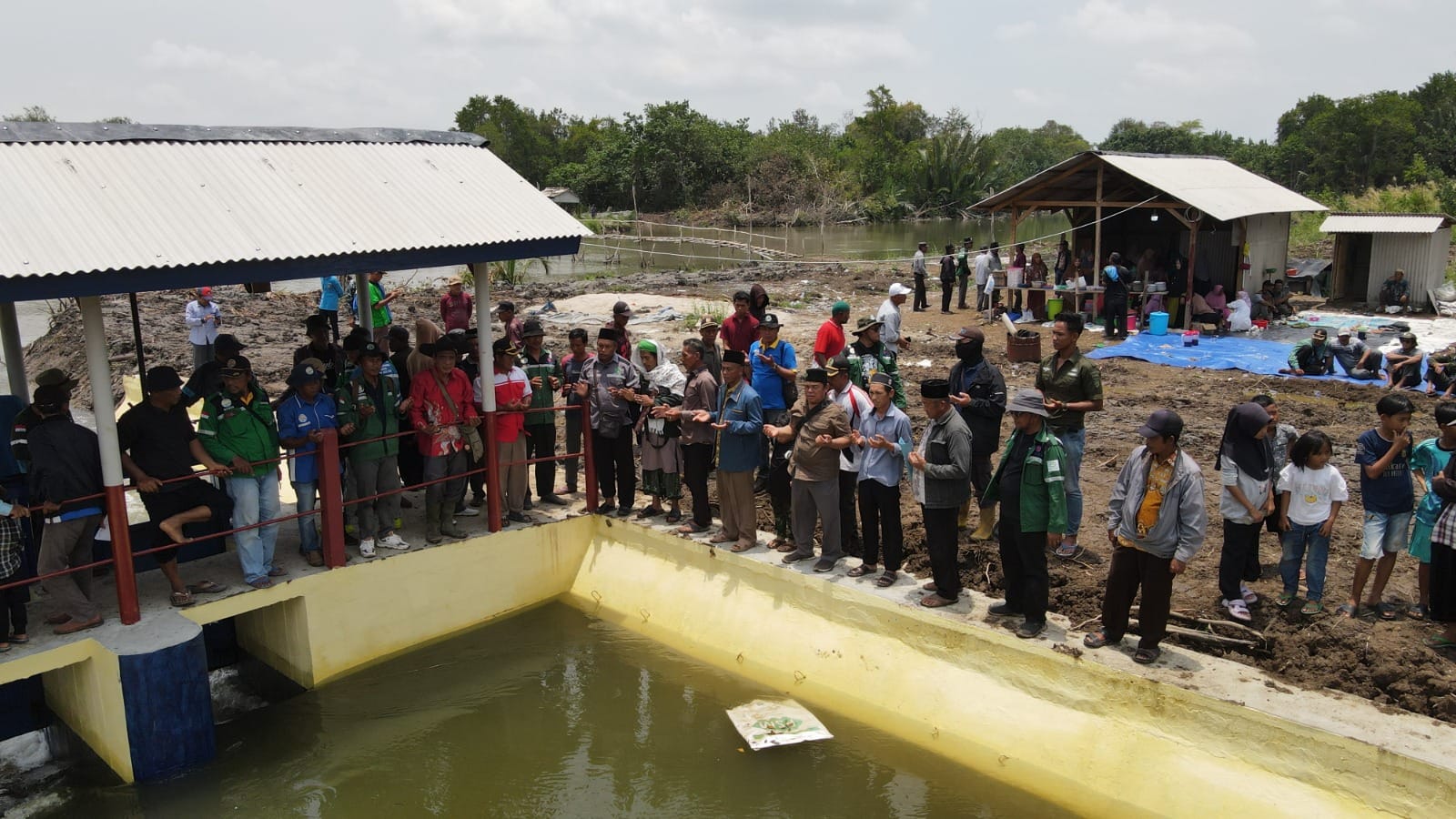 Habiskan Anggaran Ratusan Juta Hasil Swadaya Petambak Tulang Bawang, Pintu DAM Blok 14 Akhirnya Rampung