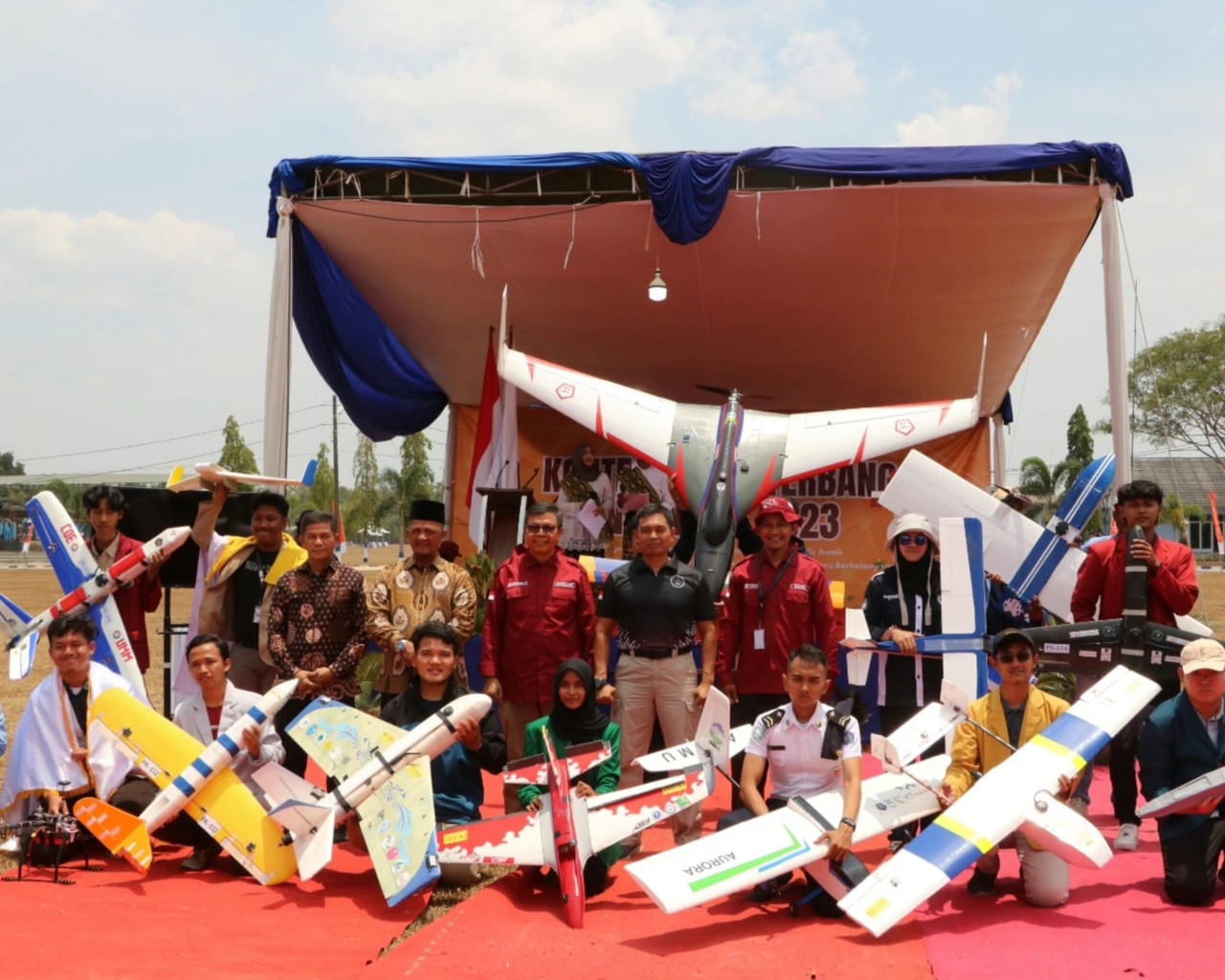 40 Universitas di Indonesia Adu Robot Terbang di Lanud Pangeran M Bun Yamin Tulang Bawang Lampung