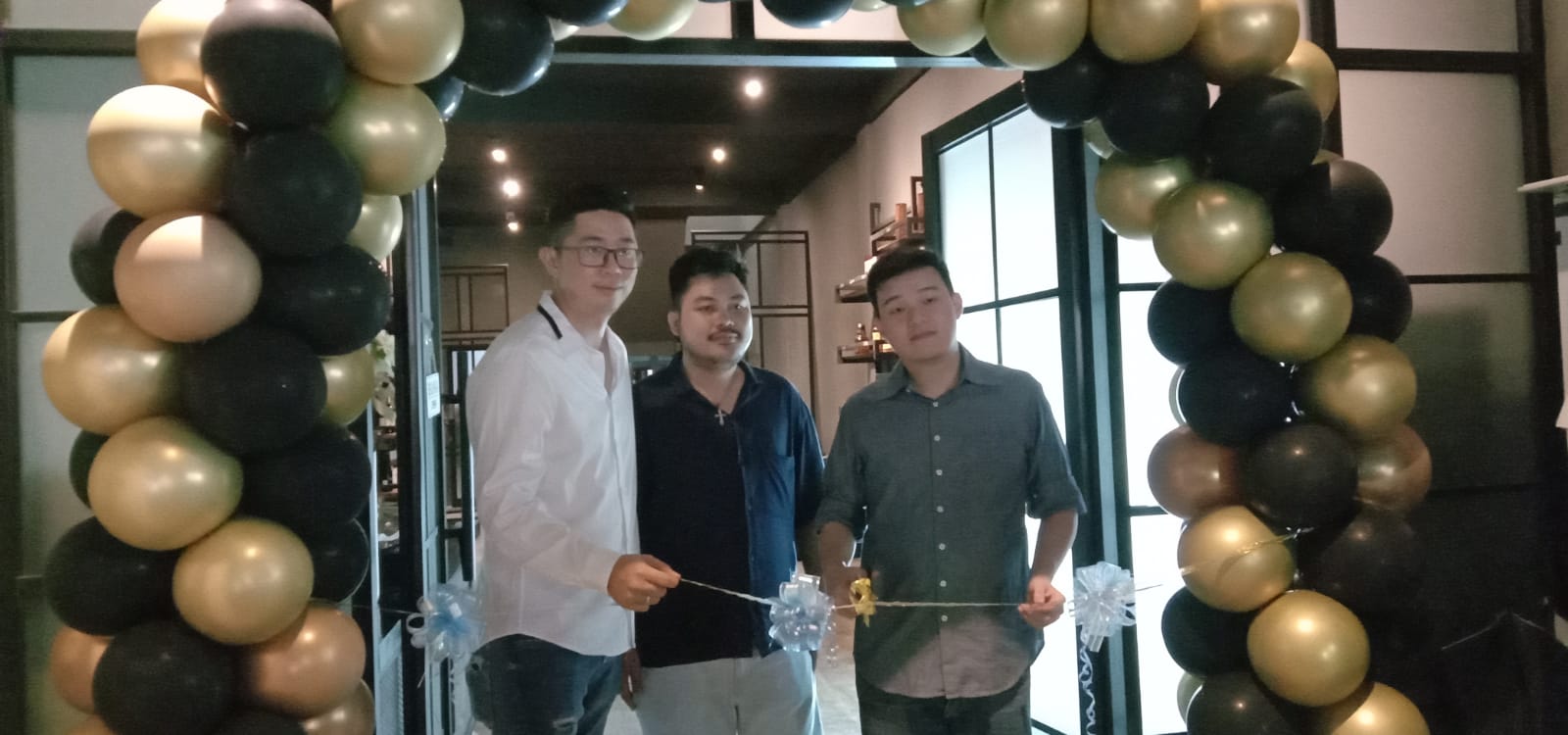 Adelfoss Bar n Lounge Resmi Membuka Gerainya di Bandar Lampung