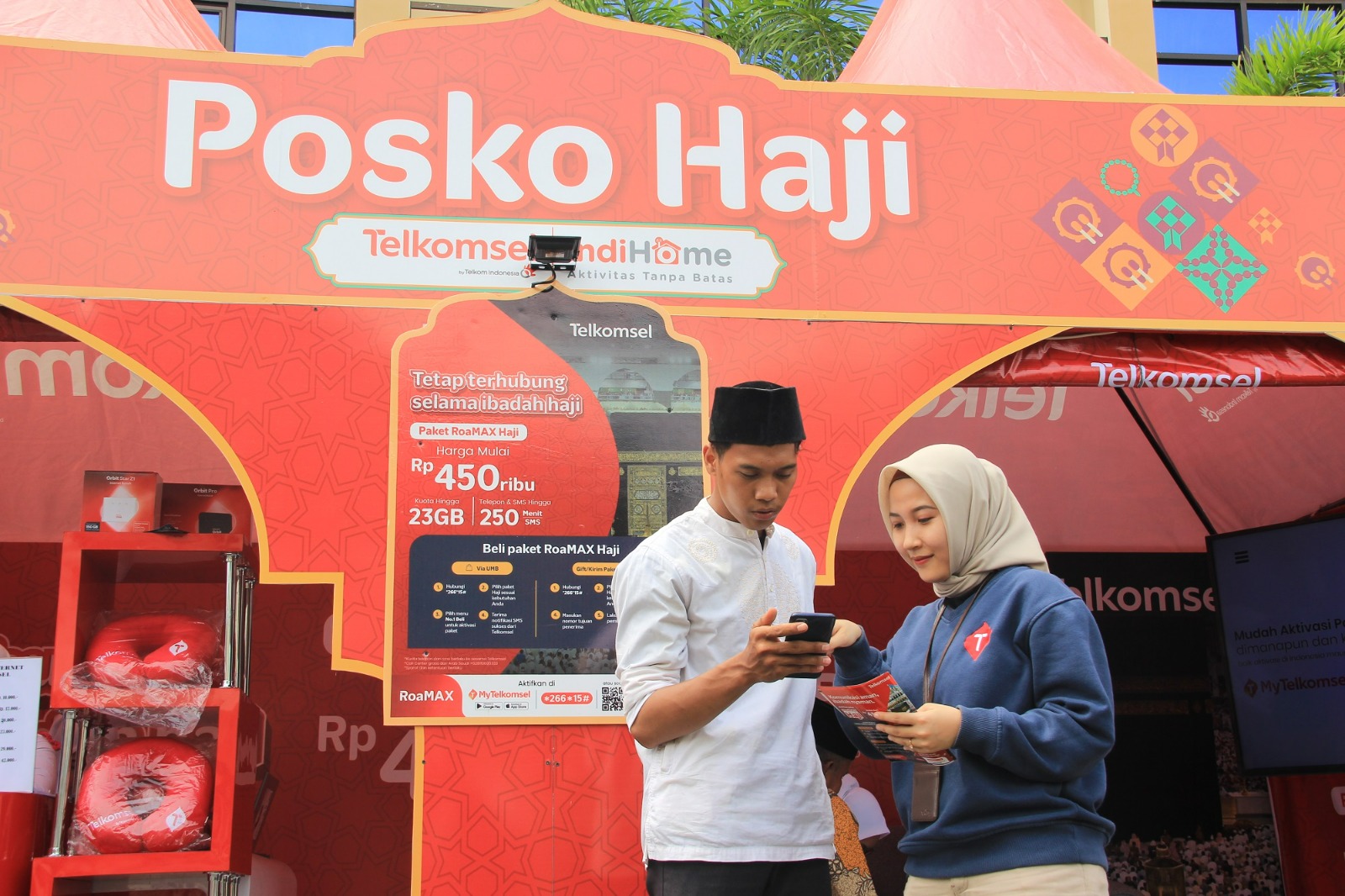 Telkomsel Hadir di Posko Haji Lampung, Palembang, Bengkulu, Pangkalpinang, dan Jambi