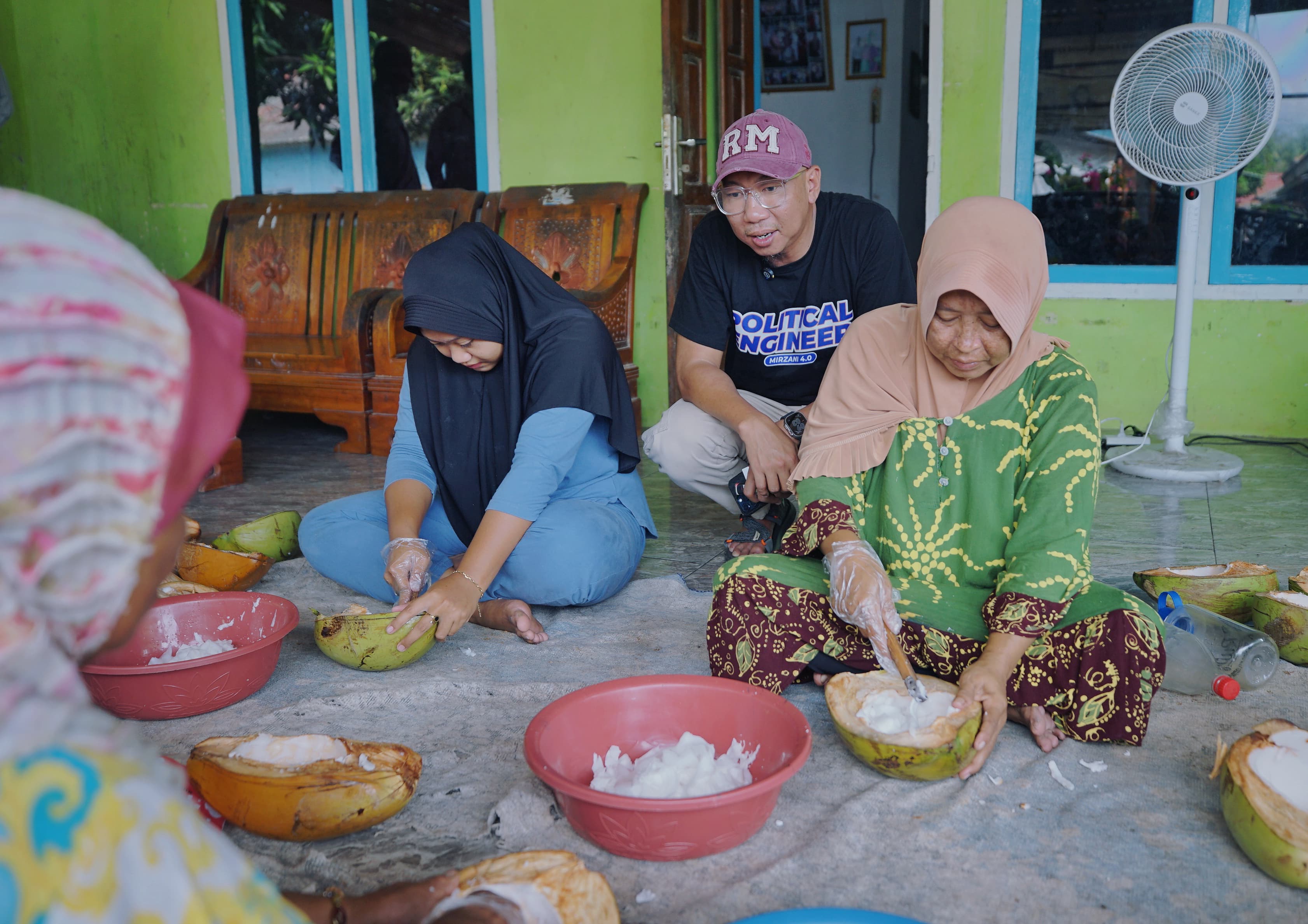 Hari Pertama Kampanye, Mirza-Jihan Kunjungi Desa Tertinggal, Ardjuno Masih Santuy