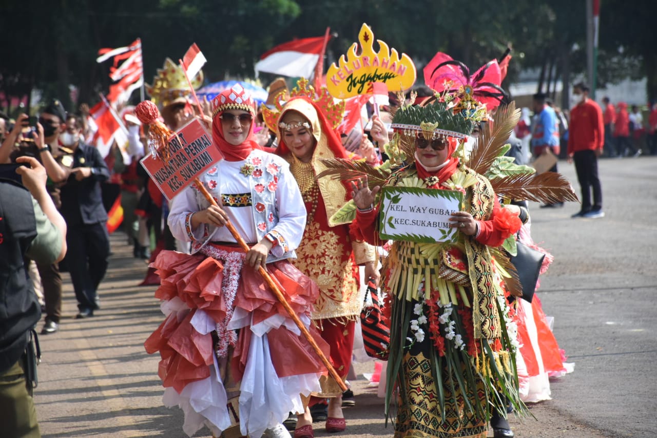 Parade Budaya Hingga 450 Tumpeng Warnai HUT RI ke 77 Tahun Kota Bandar Lampung