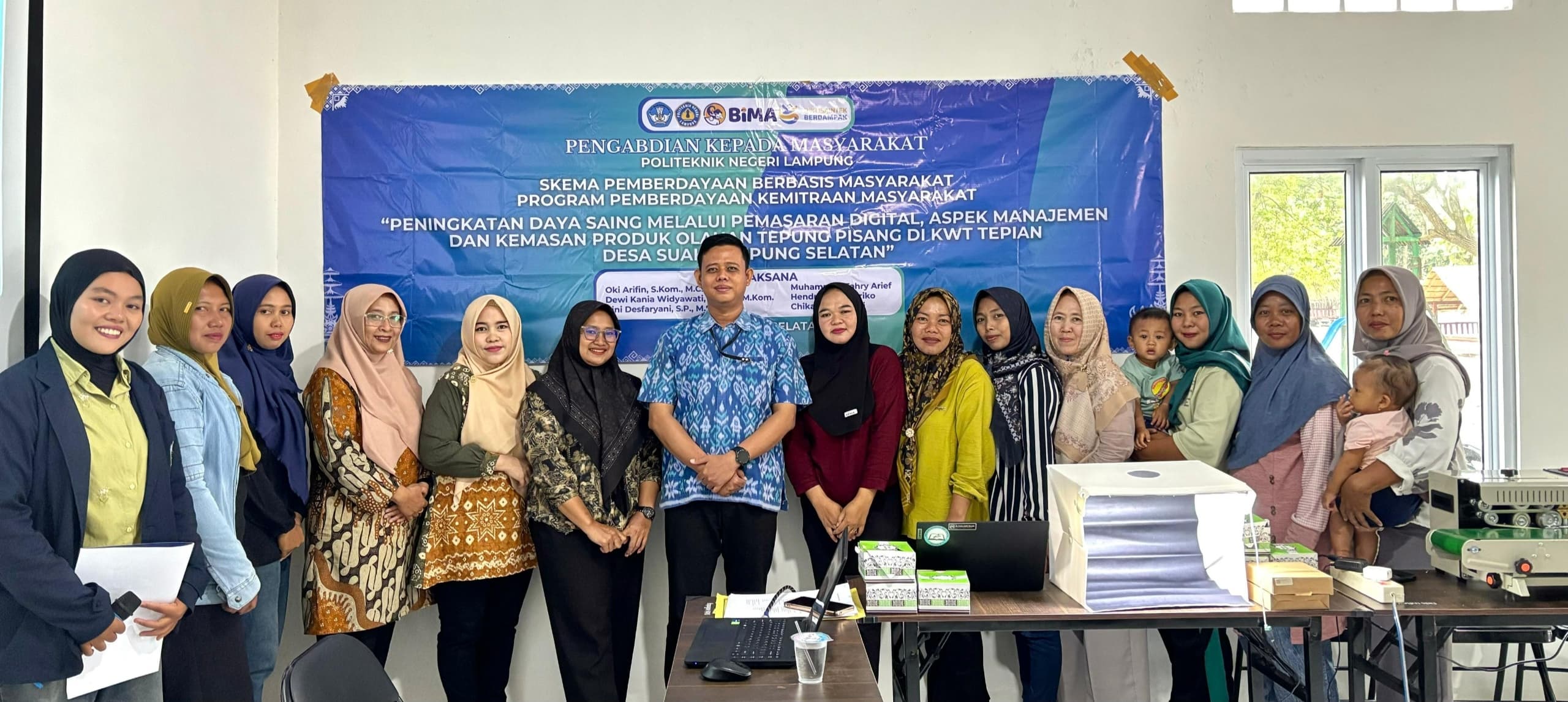 Polinela Dorong Tranformasi Digital UMKM dan Branding Kemasan di KWT Tepian Desa Suak Lamsel 