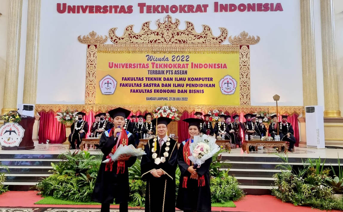 Wisuda Sesi Kedua, Universitas Teknokrat Indonesia Luluskan 194 Wisudawan