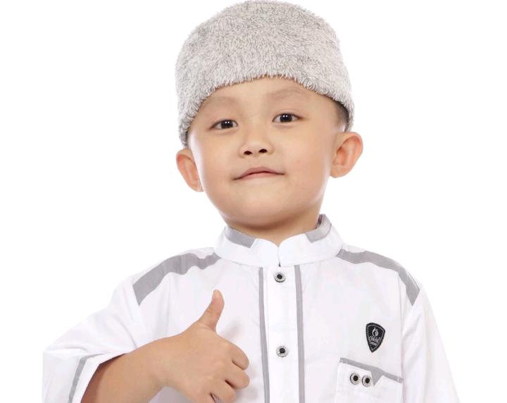 4 Pilihan Peci Ramadhan Anak, Model Lucu dan Berbahan Lembut