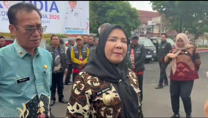 Soal Penanganan Sampah  Bandar Lampung, Pemkot Tambah 10 Unit Mobil Pick Up untuk Angkut Sampah di Jalanan