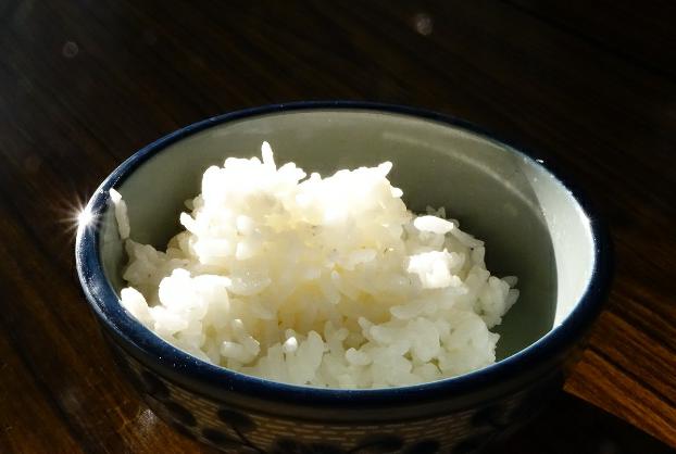 Simak! Selain Kaya Manfaat, Nasi Putih Ternyata Punya Dampak Buruk Bagi Kesehatan