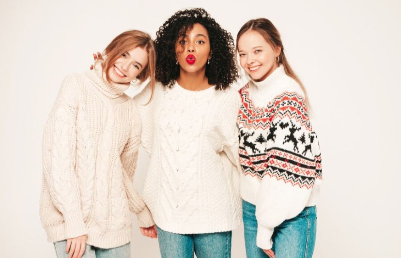 5 Sweater Oversized Wanita Paling Unik dan Lucu yang Wajib Kamu Punya