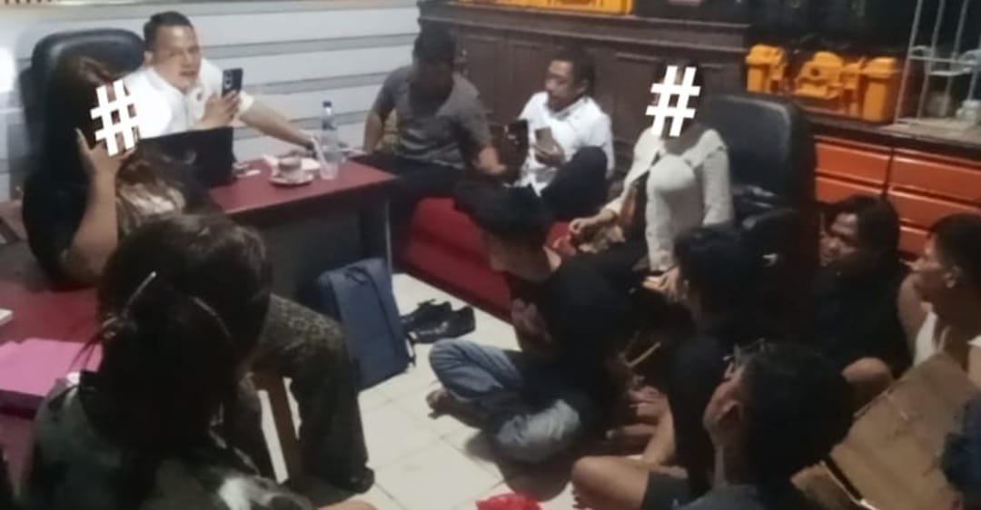 Sindikat Pemerasan Lintas Kabupaten, 8 Pelaku Modus MiChat Diciduk Polsek Sribawono