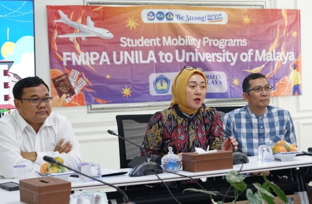 Mahasiswa FMIPA Unila Jalani Program Student Mobility Selama Sepekan di UM Malaysia