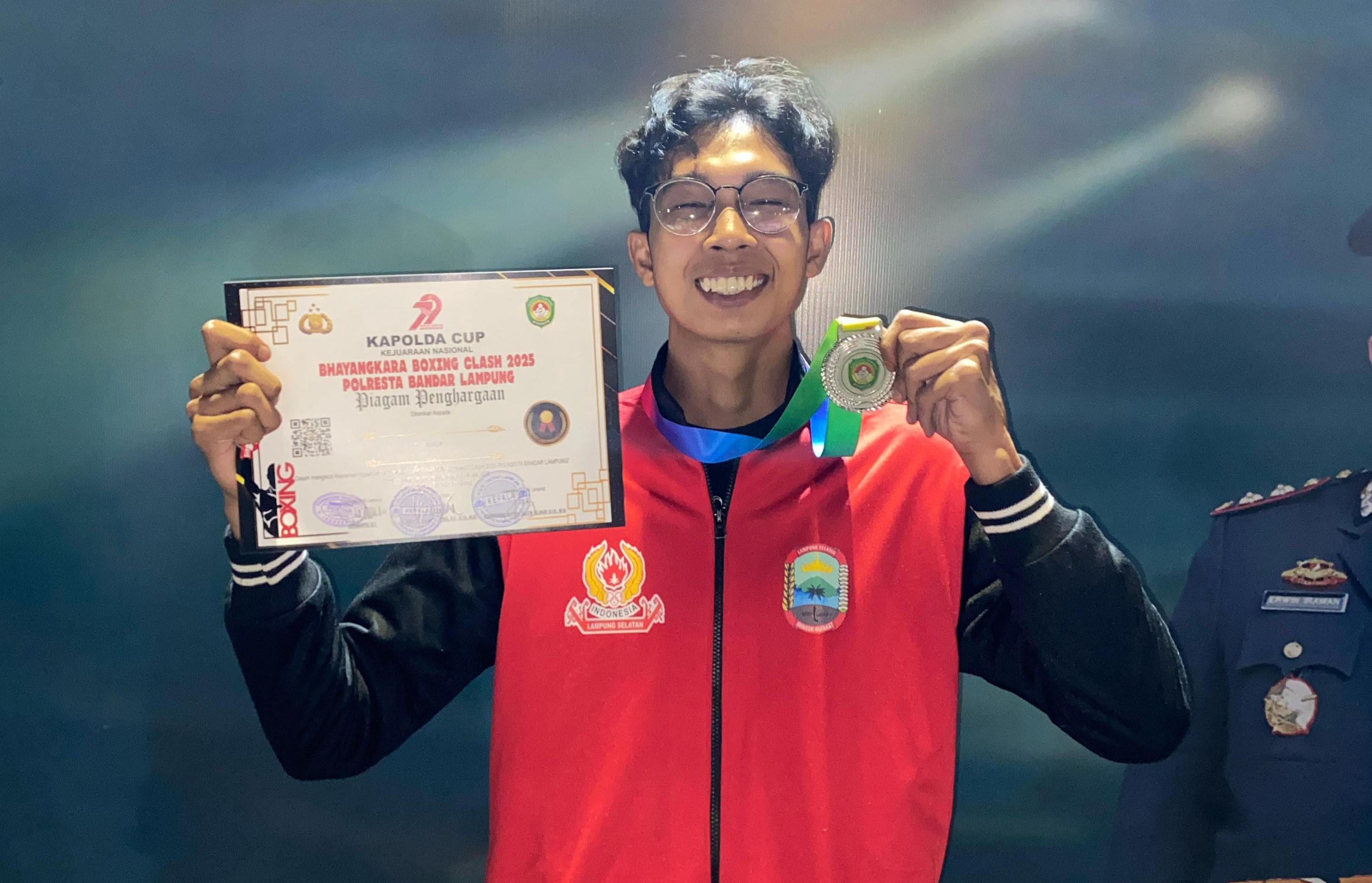 Top! Mahasiswa UIM Sabet Gelar Juara Kejurnas Bhayangkara Boxing Clash 2025