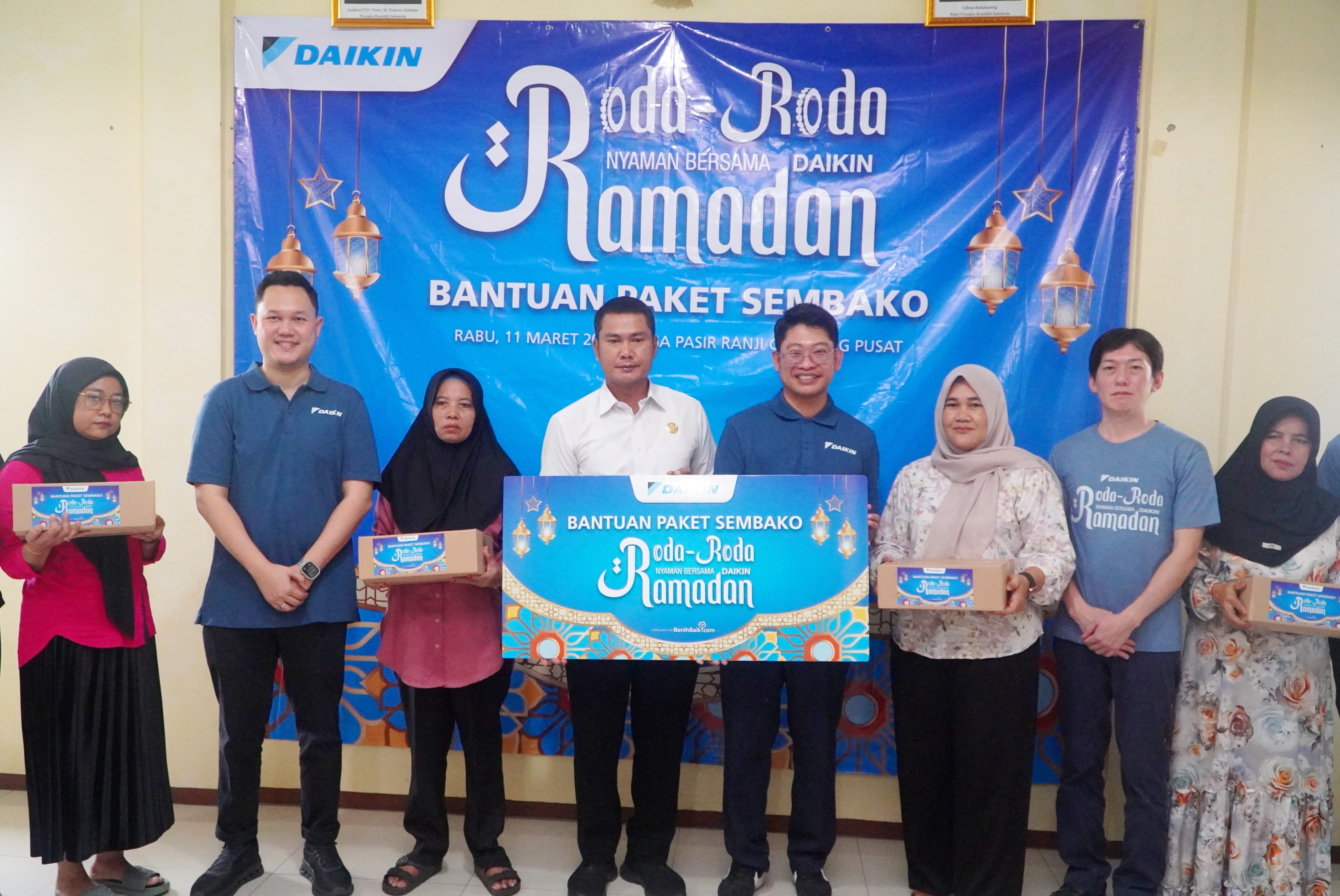 Daikin Salurkan Ribuan  Paket Sembako Lewat Program Roda Roda Ramadan 