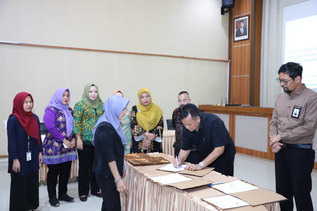 RSUP Dr. Mohammad Hoesin Jadi Rumah Sakit Pengampu RSUDAM Lampung