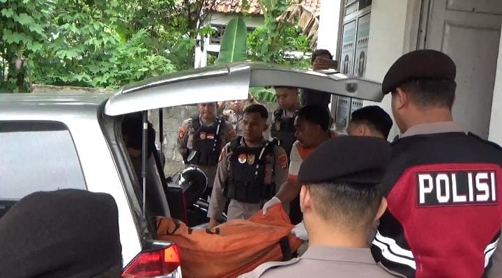 Pegawai Koperasi Tewas Mengapung di Sungai, Diduga Alami Pendarahan Akibat Luka Sayat