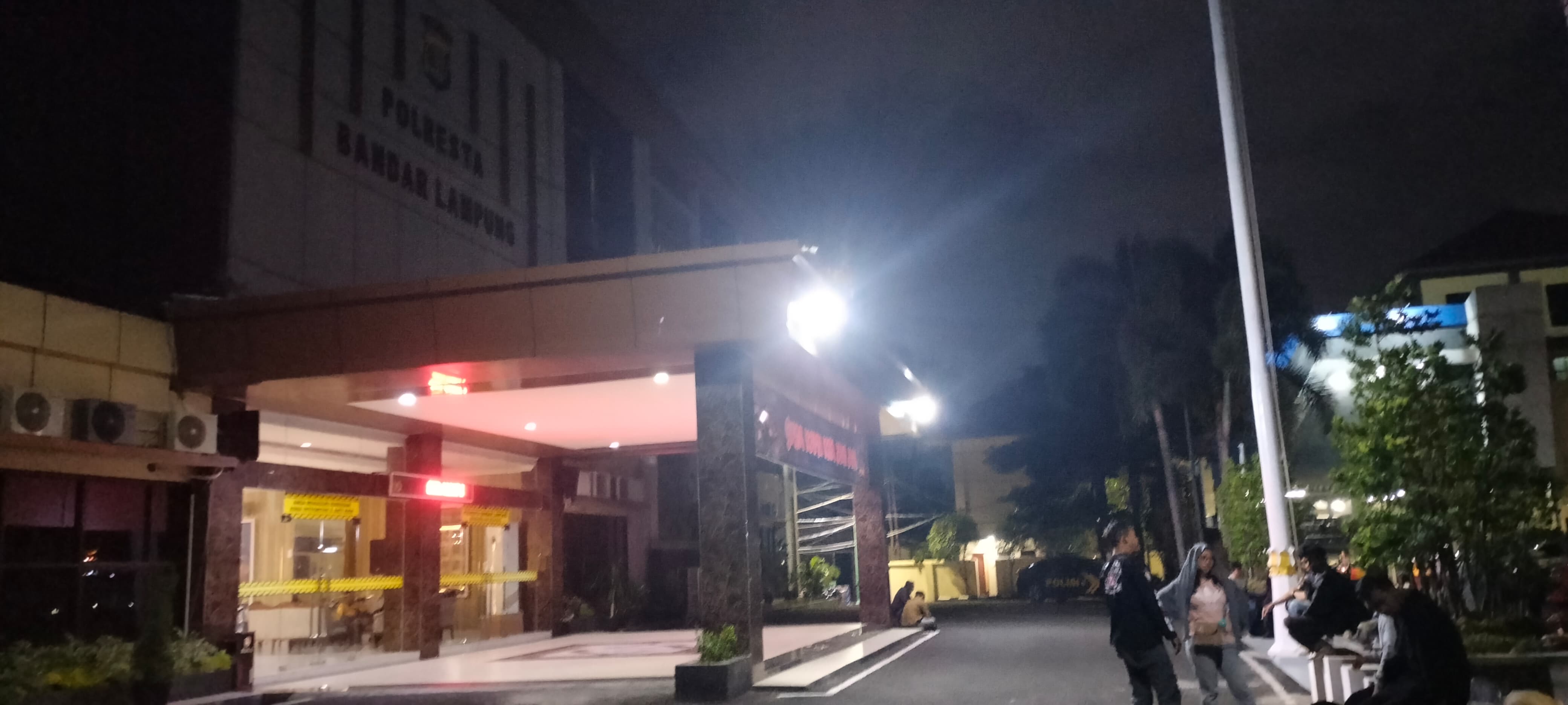 Isu OTT Memanas, KPK Dikabarkan Periksa Sejumlah Pejabat Lampung Tengah di Polresta Bandar Lampung