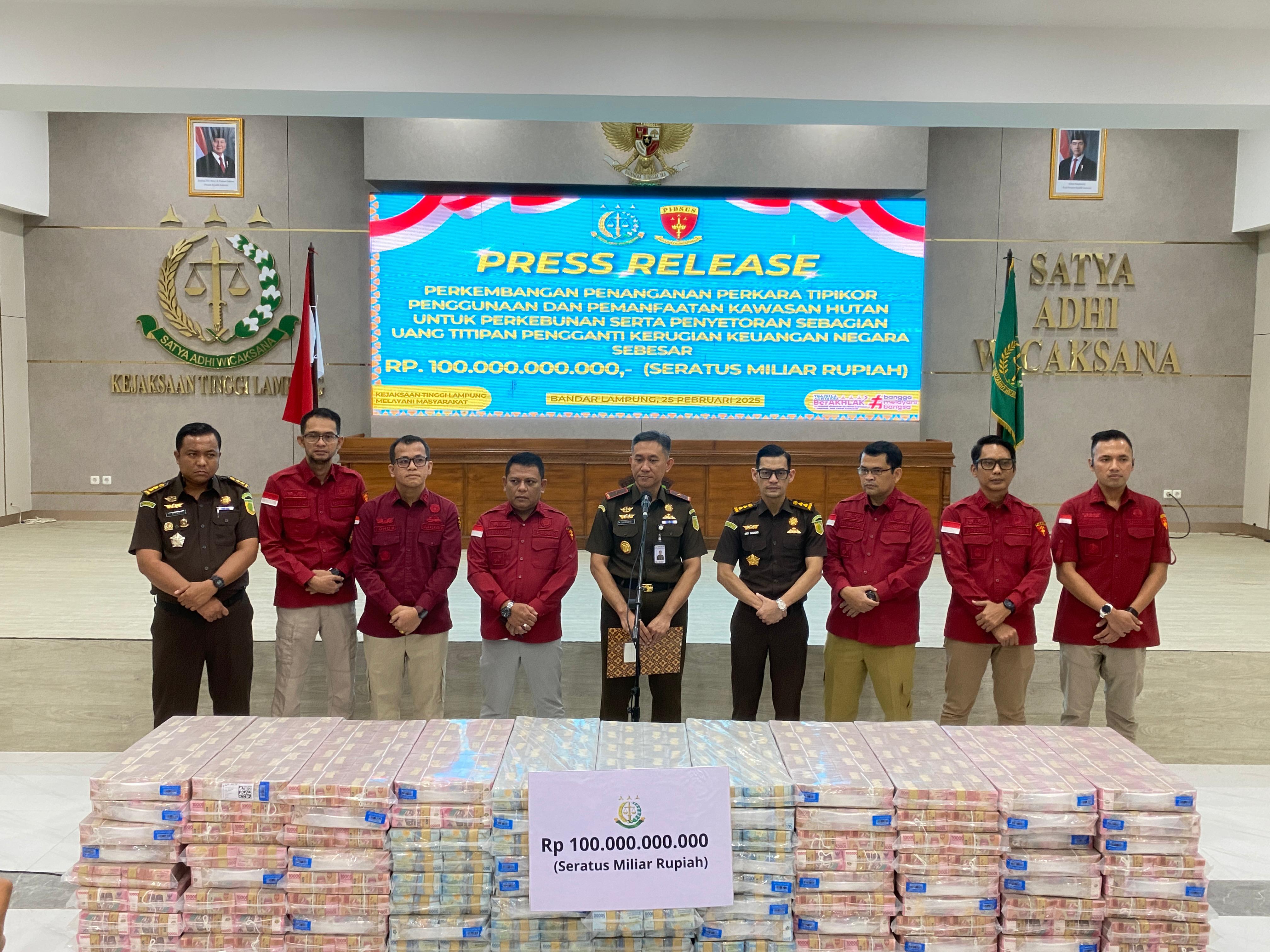Kejati Amankan Uang Rp100 Miliar Dugaan Perkara Pemanfaatan Kawasan Hutan