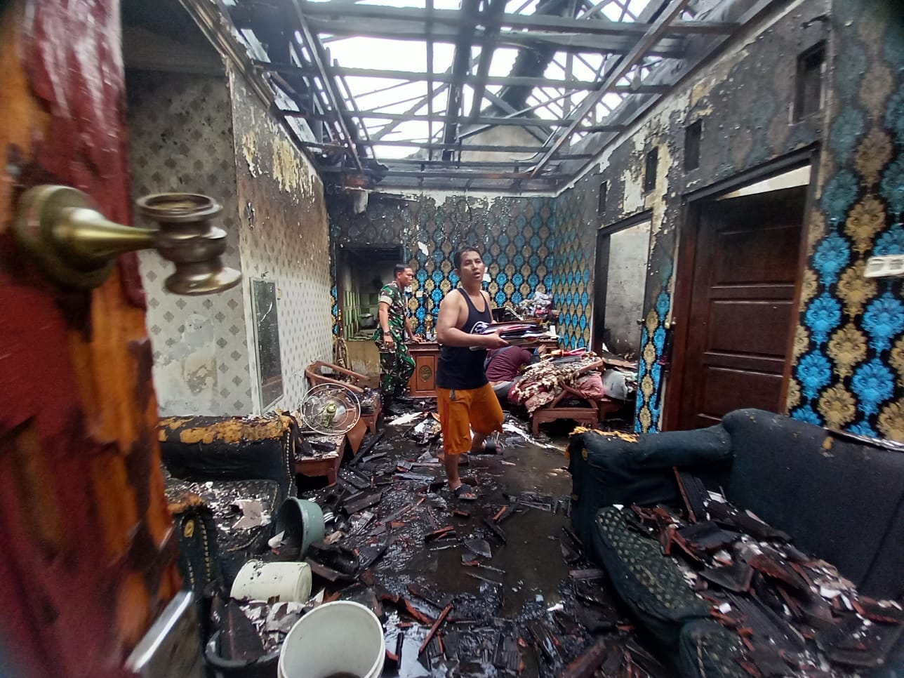 Kebakaran di Gang Arvan Ditaksir Munculkan Kerugian Hingga Rp 50 Juta