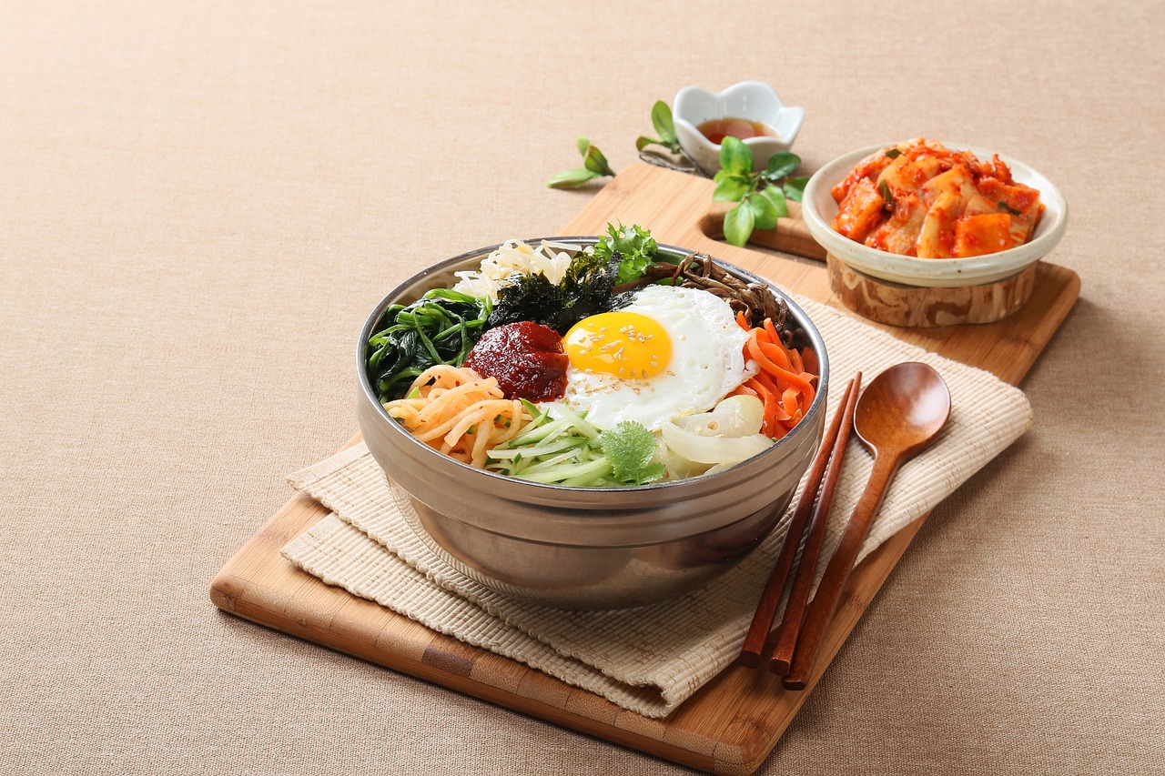 Sambil Nonton Drakor, Cicipi Makanan Khas Korea yang Mudah Dibuat Sendiri di Rumah