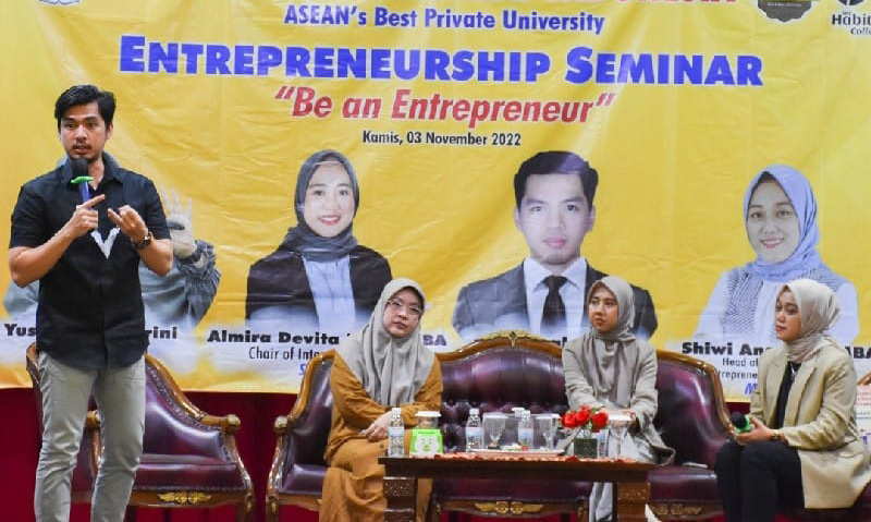 Universitas Teknokrat Indonesia Gelar Seminar Entrepreneur