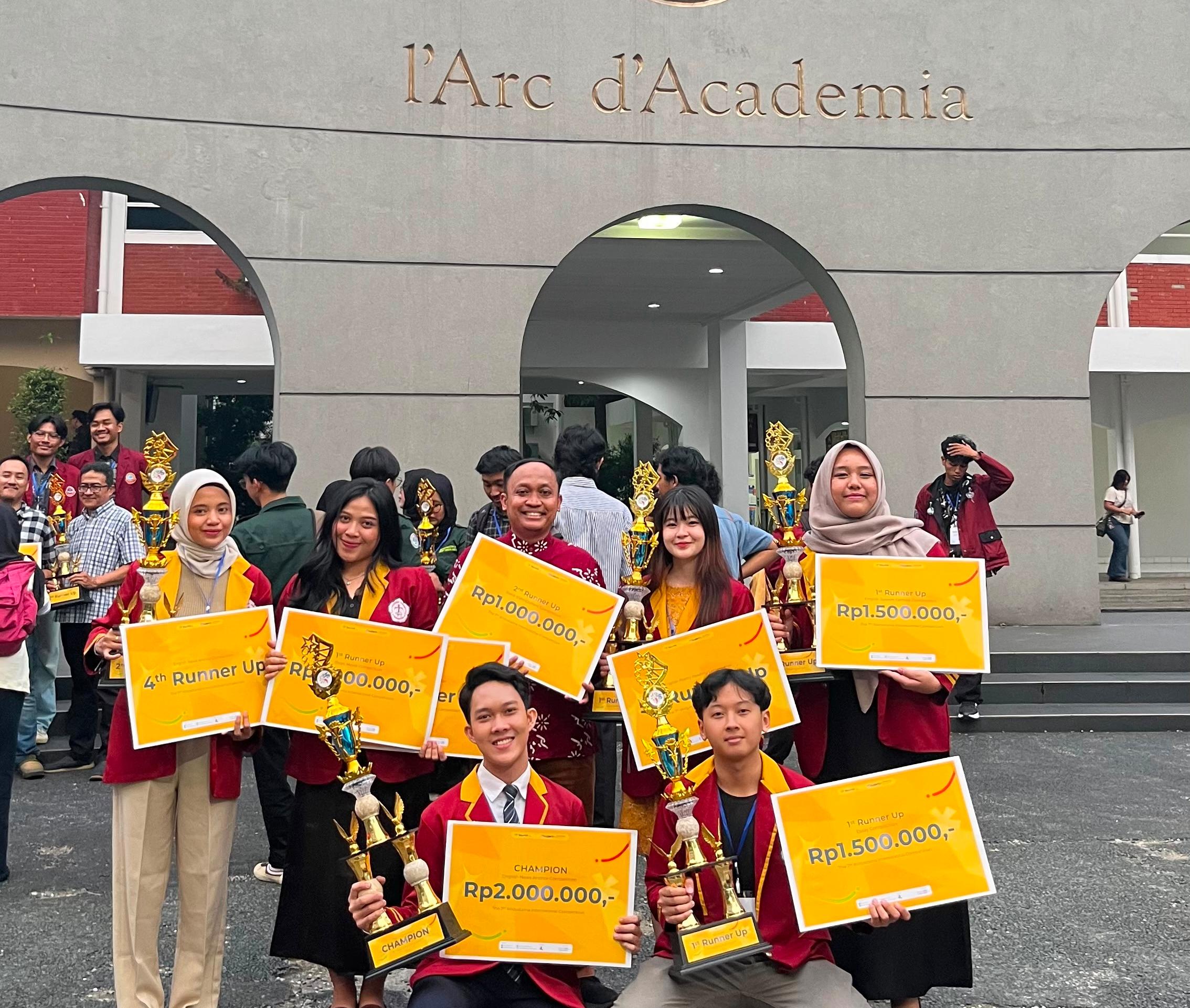 Tim Bahasa Inggris Teknokrat Juara di Ajang Internasional WINACTION 2026