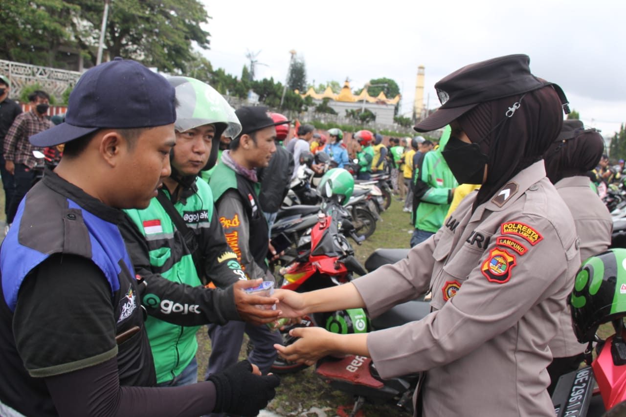 Melalui Kabid Humas Polda Lampung, Kapolda Lampung Beri Apresiasi Demo Kenaikan Harga BBM Berjalan Tertib