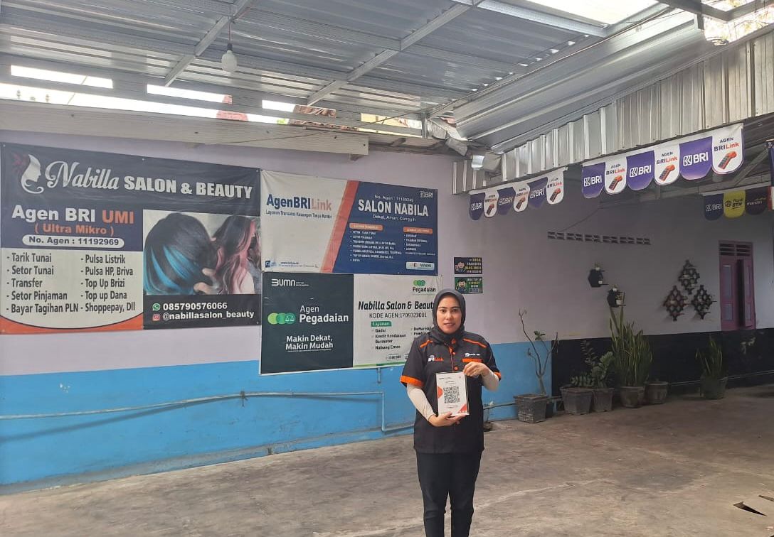 Gabung BRILink, Usaha Salon di Kediri ini Makin Cuan