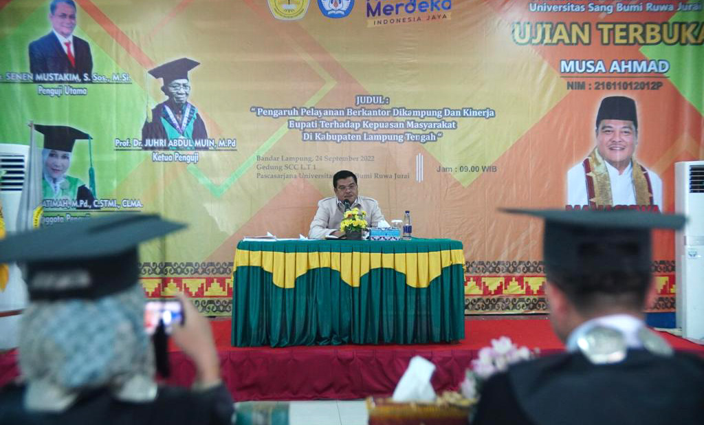 Selamat, Bupati Lampung Tengah Musa Ahmad Lulus Ujian Tesis 