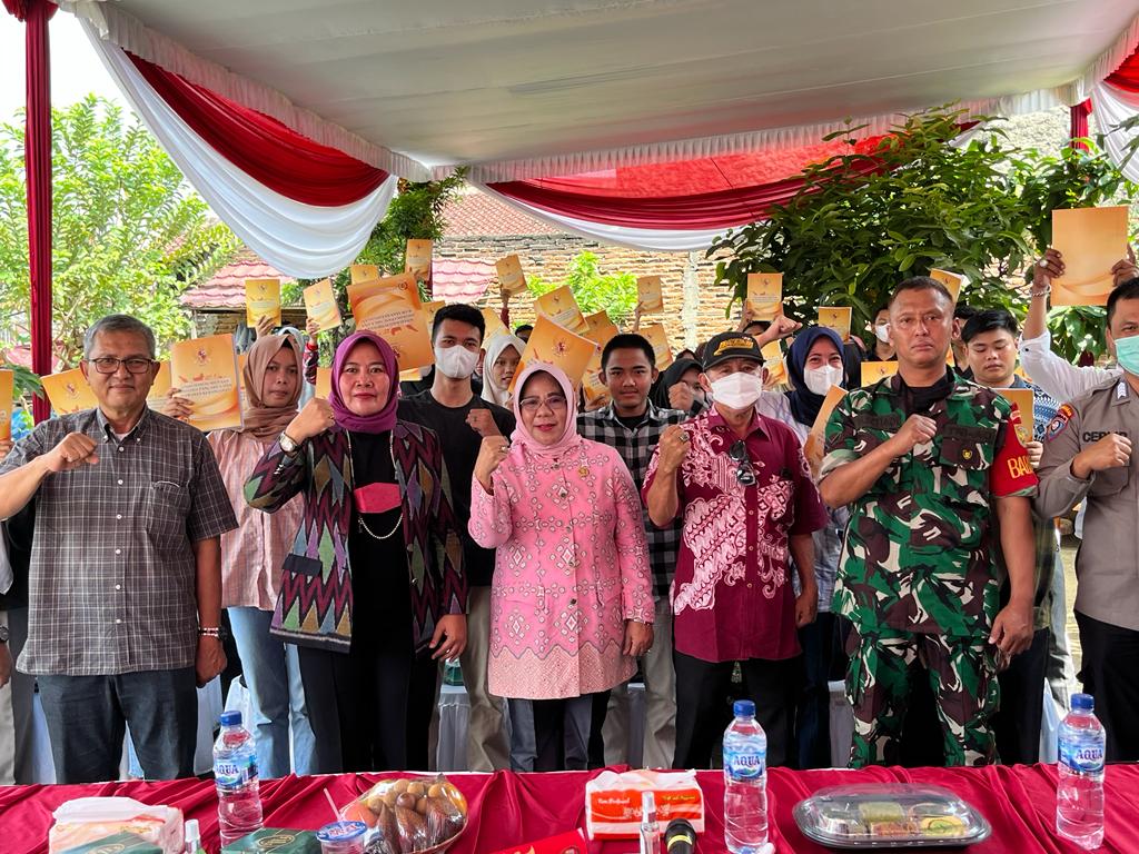 Anggota Komisi V DPRD Lampung Tanamkan Nilai Pancasila ke Pemuda Waydadi