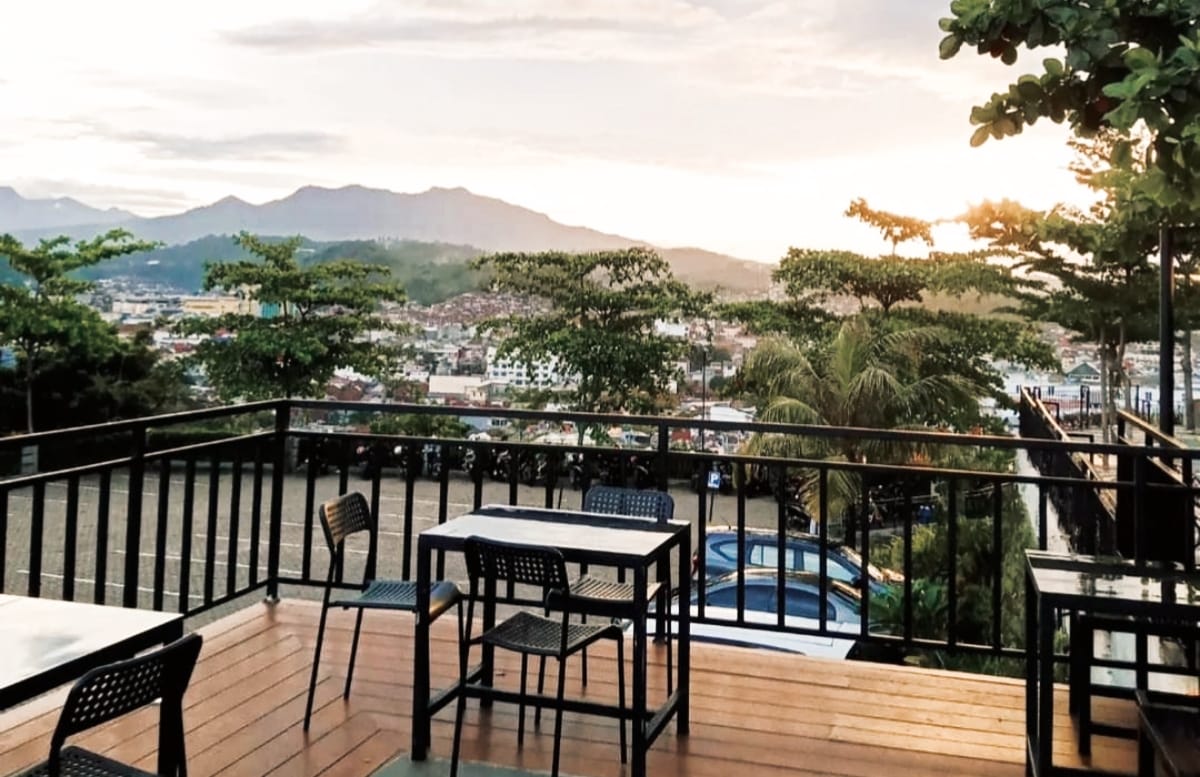 Skaye, Rekomendasi Cafe City View di Bandar Lampung yang Cocok Buat Berburu Sunset