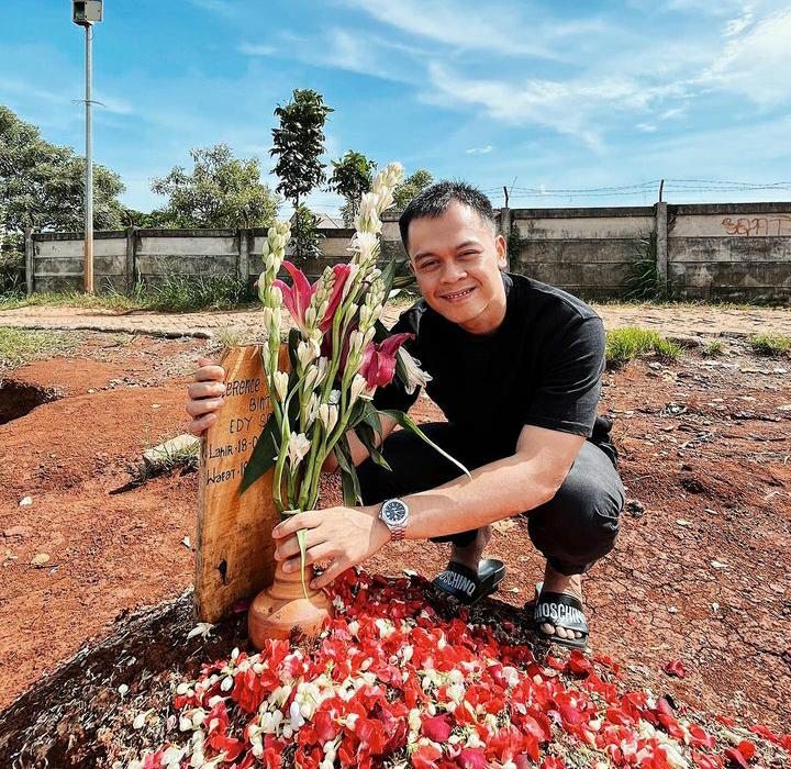 Haru! Inilah Momen Drummer Noah yang Tidak Akan Terlupakan di Detik-Detik Meninggalnya Sang Istri