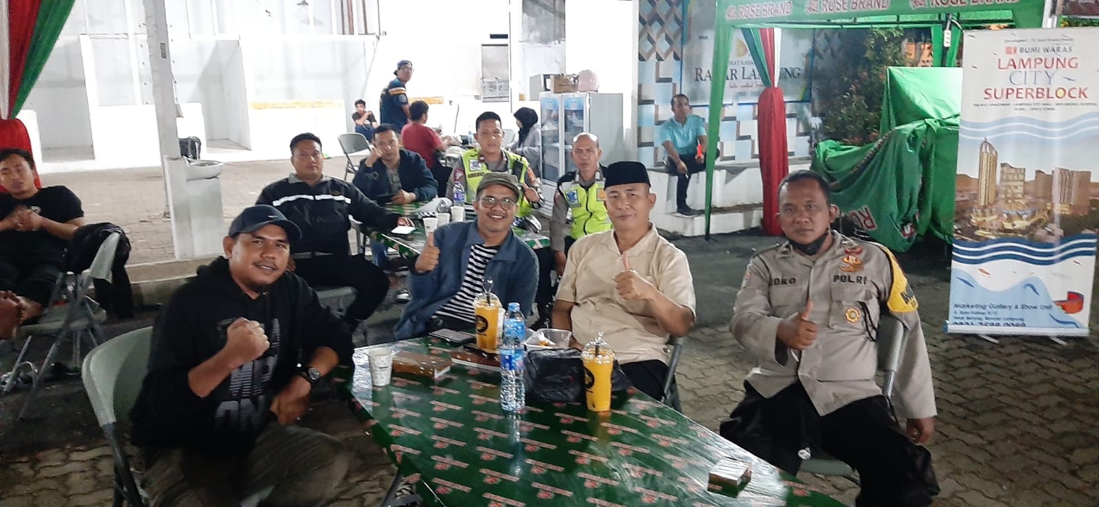 Ikut Nobar di Radar Lampung, Kapolsek Kedaton Jagokan Belanda Juara Piala Dunia 2022