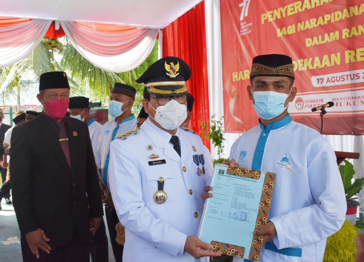 Lima Napi Lapas Kelas IIA Kota Metro Bebas di Hari Kemerdekaan RI