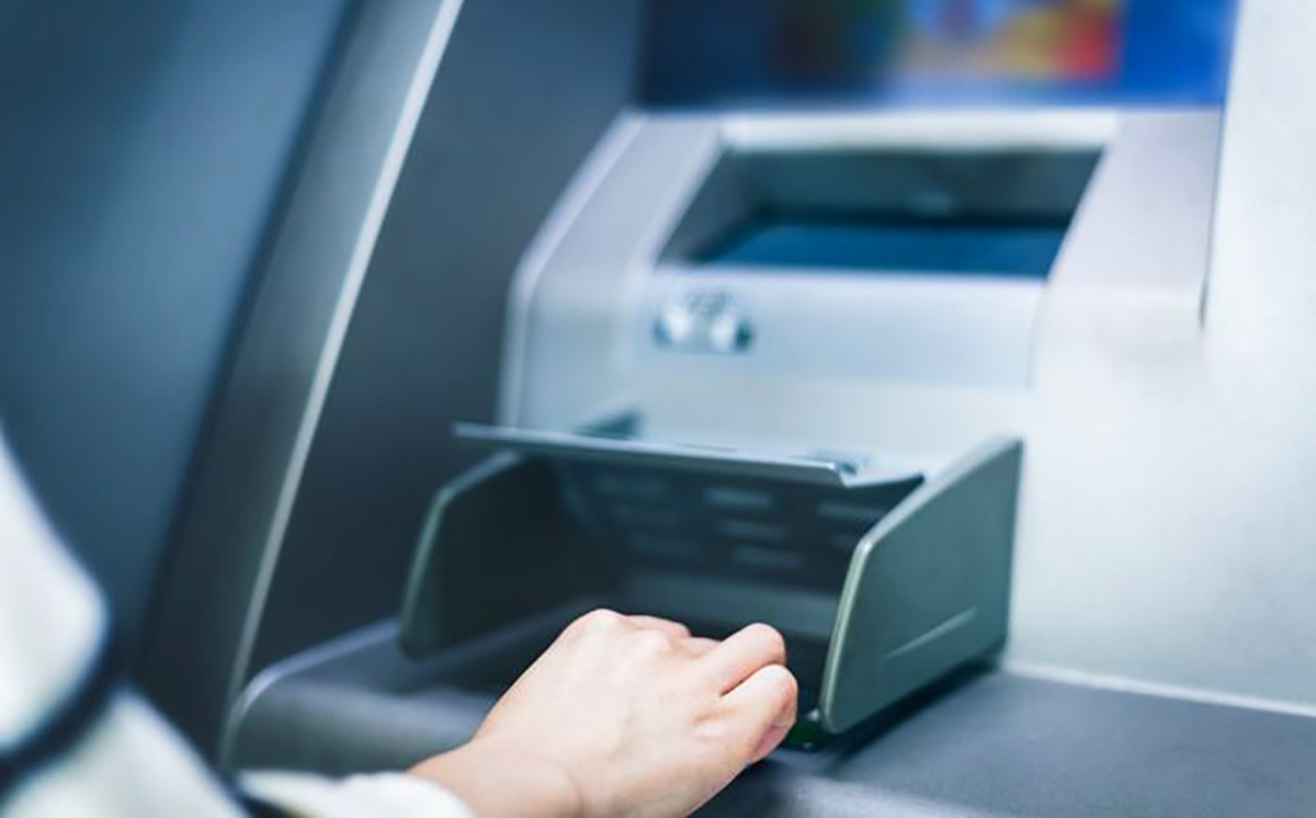 Tarik Tunai Saldo DANA Tanpa Kartu di ATM BCA, Caranya Gampang Banget
