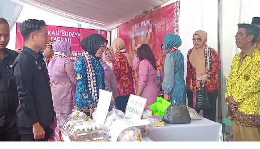 Bupati Ayu Assalasiah Ajak Generasi Muda Way Kanan Lestarikan Budaya Lokal di Tengah Arus Modernisasi