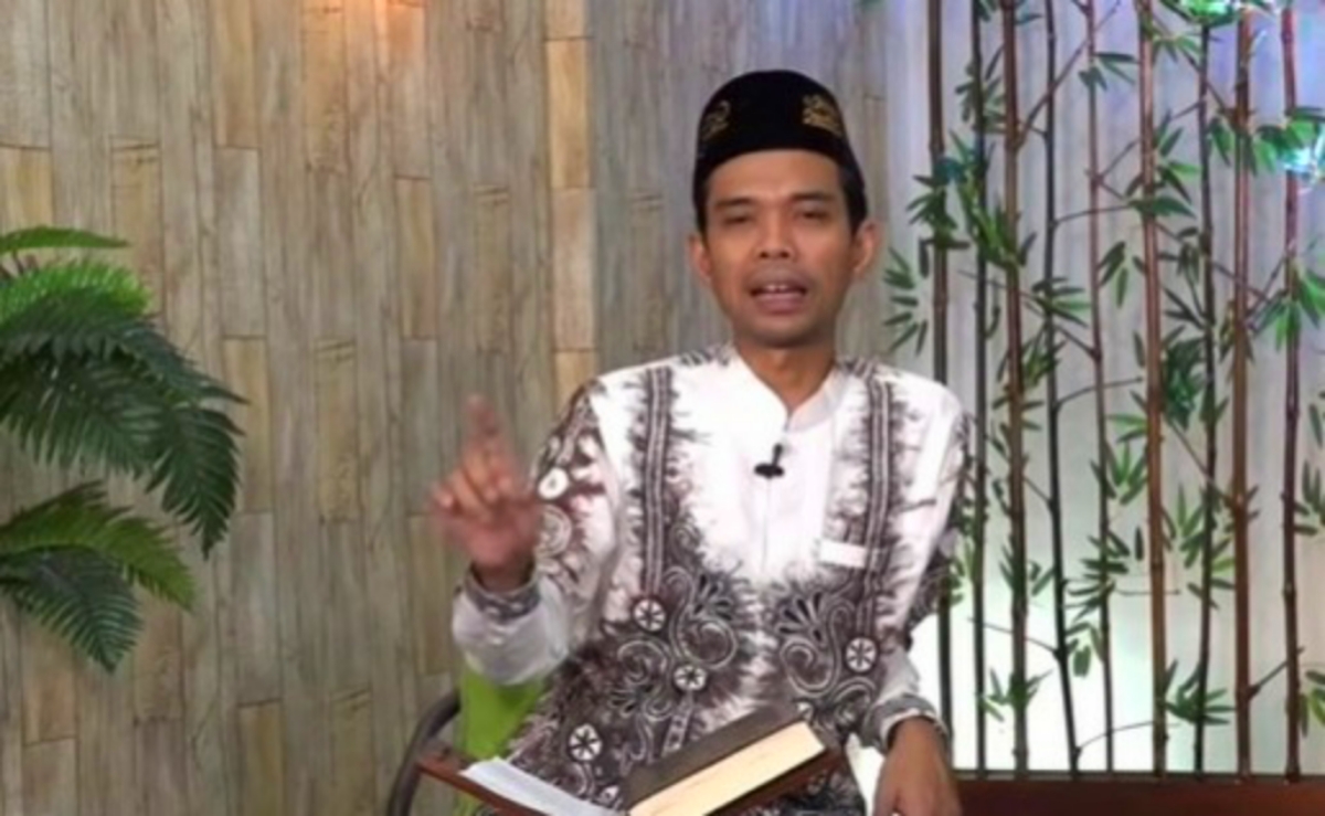 Dosa Anak Bisa Mengalir ke Orang Tua? Begini Penjelasan Ustadz Abdul Somad