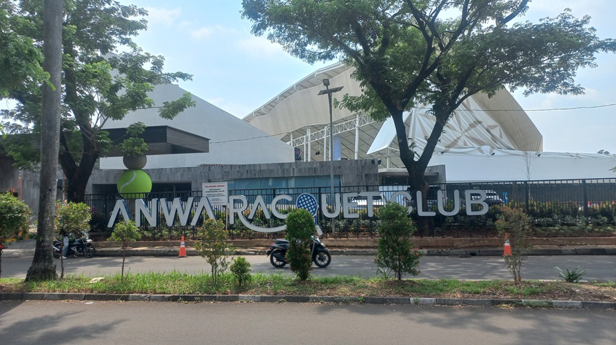 Heboh Atap Lapangan Padel Anwa Ambruk Diterpa Angin, Artis Desta dan Tasya Farasya Ikut Berhamburan Keluar