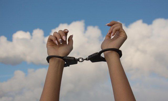 Dalil Hadis Setan Dibelenggu Saat Ramadhan, UAH Ungkap Makna Kiasannya Menurut Ulama