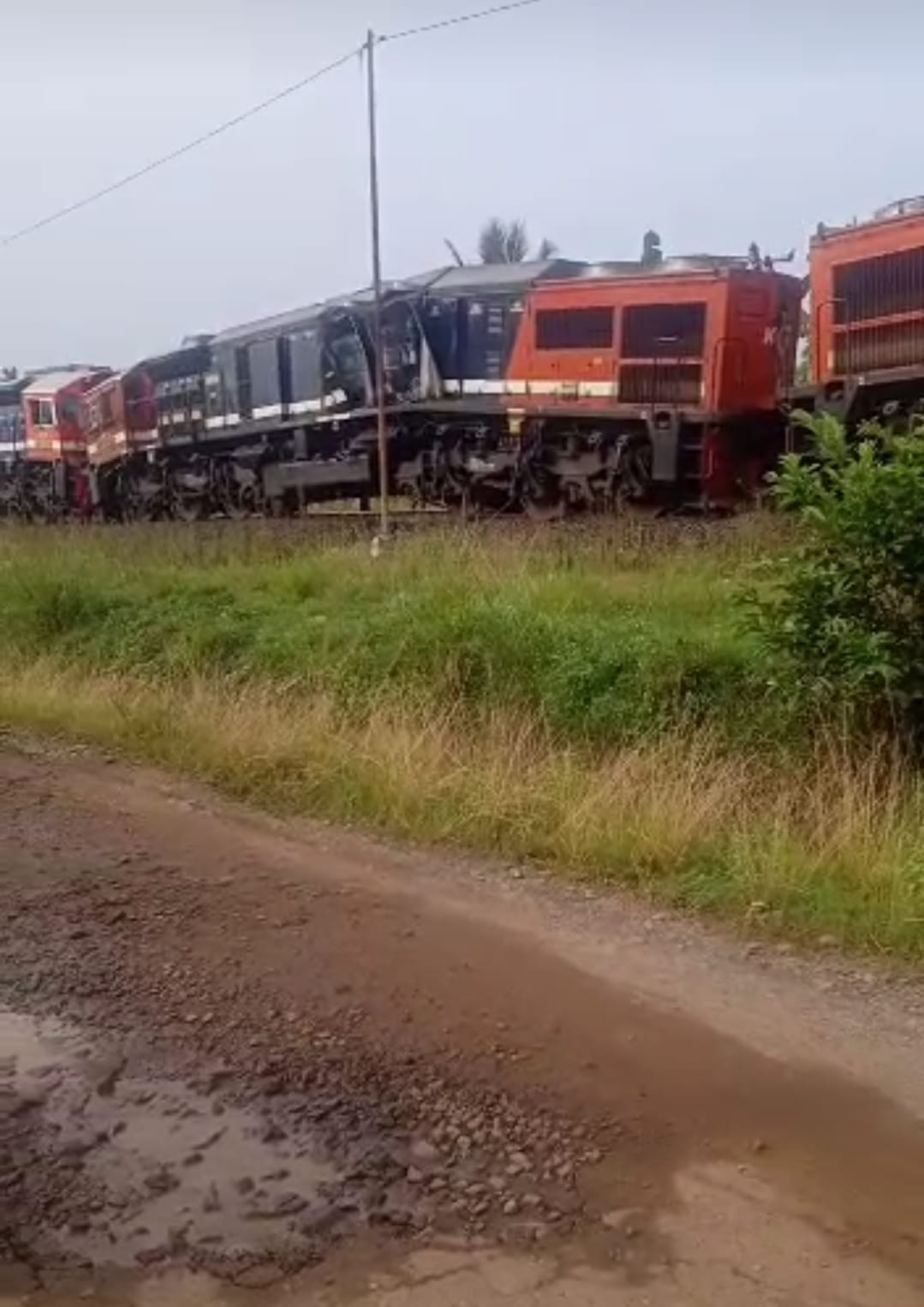 Warga Lamteng Tewas Ditabrak Kereta Api Babaranjang