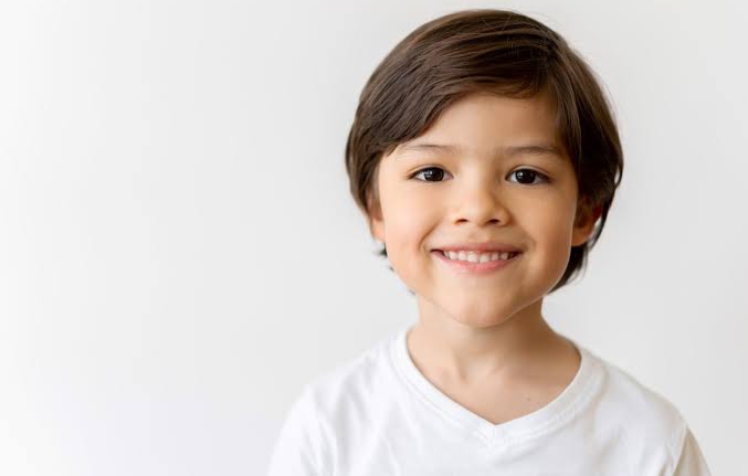 4 Penyebab Gigi Anak Tekena Karies Sekaligus Dampak Bagi Pertumbuhan Si Kecil